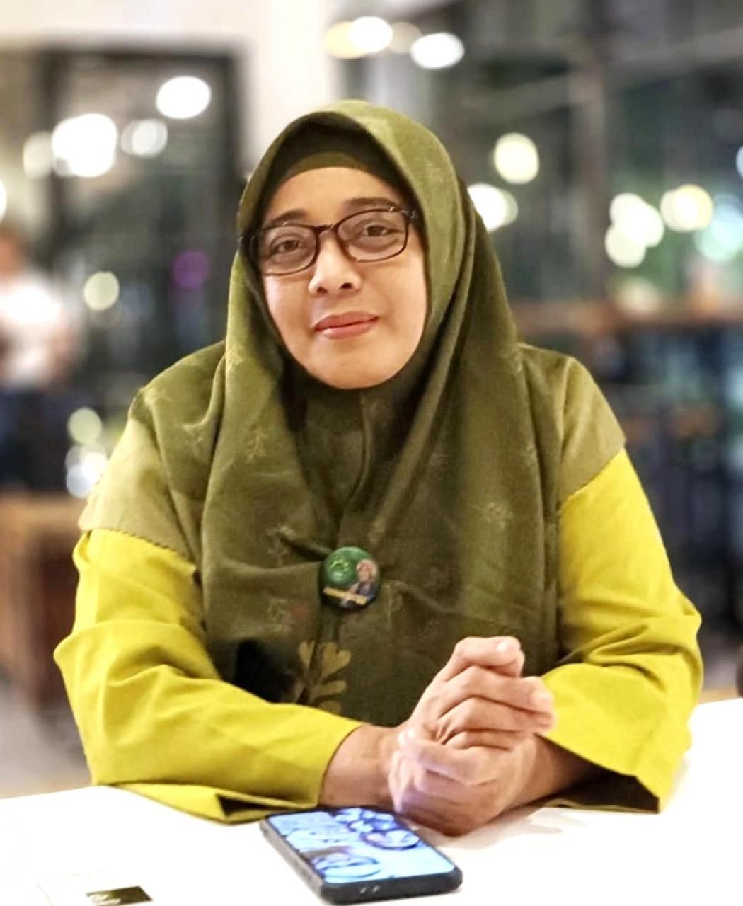 Gambar Mahasiswa di Persimpangan: Kritik Siyasah atas Regulasi Akademik