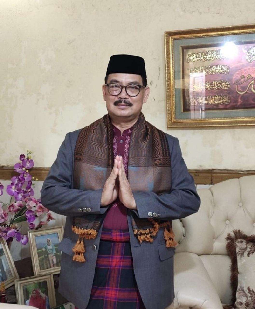 Prof. Dr. Amiruddin K, M.EI - Tulisan & Opini