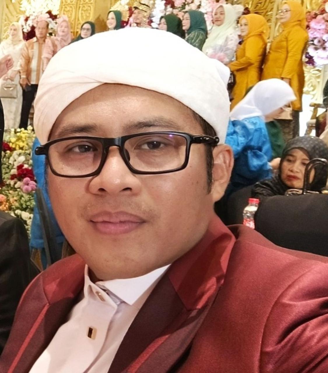 Gambar Ibu Tiri, Algojo di Bursa Ramadan